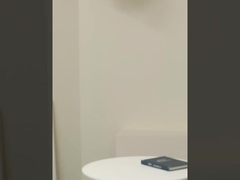 El nuevo tipo de flor artificial, una única orquídea danzante, es adecuada para decoración de hoteles y restaurantes.