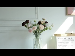 Interiores de alta gama de estilo nórdico en bandada de 3 cabezas de loto en forma de mil flores artificiales casa sala de estar d