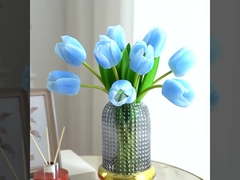 Flores artificiales con una sensación húmeda, textura de alta gama, adornos para la decoración del hogar de tulipanes, fotografía p