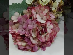 Pintura al óleo con bordado de Europa Simulación de una sola rama de una sola bola de una flor falsa