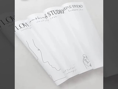 Venta al por mayor de papel minimalista, materiales de papel de embalaje de flores impermeables al estilo Ins para San Valentín