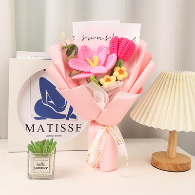 Un buen precio. Ramos de flores de girasol y rosa hechos a mano de hilo de punto perfecto regalo para el día de San Valentín el día de la mujer y el día de la madre en línea