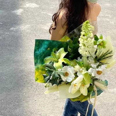 Un buen precio. Papel texturado de piedra lavado con tinta, papel de envoltura para ramos de flores, embalaje de arte floral flotante con gradiente, materiales de papel de envoltura para flores en línea