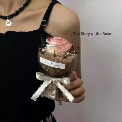 comprar En el estilo mini bolsillo reunión pequeño ramo de rosas simulación flor regalo de cumpleaños Día de la Madre 520 amor Regalo para el Día del Pueblo online manufacture