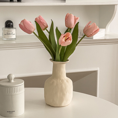 comprar Decoración de flores artificiales al estilo Ins, arreglo de tulipanes, ornamentos de flores artificiales de alta gama con jarrones, arreglo de ramos de flores en el salón, salón online manufacture