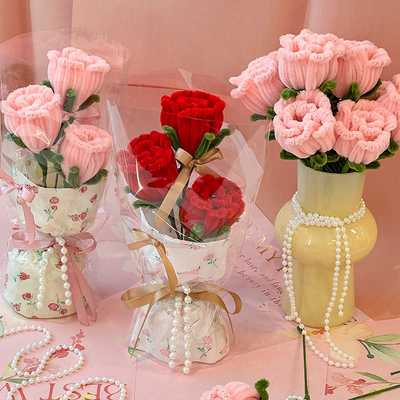 Un buen precio. Simulación de Twist Bar hecha a mano Rose Bundle Finished regalo de San Valentín evento de cumpleaños creativo regalo de compañía en línea