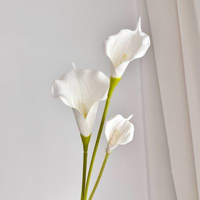 comprar Calla lily flores artificiales decoración de la mesa de comedor en el hogar, arreglos florales de la sala de bodas y accesorios fotográficos Fabricación en línea