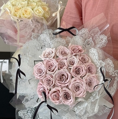 comprar Papel de embalaje impermeable de encaje pequeño, embalaje de flores, película de venta, papel de embalaje de ramo, arte floral fresco, embalaje de ramo online manufacture