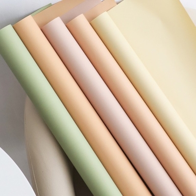 comprar Primer amor papel de color sólido rollo de papel de envoltura de ramo de flores, papel de envoltura de arte de flores a prueba de agua, papel de color único material de embalaje de la floristería online manufacture