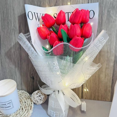 comprar Rosas de Navidad y tulipanes ramos de flores artificiales confesión regalo de cumpleaños fabricante de regalos al por mayor ramos de flores online manufacture