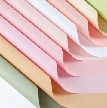 comprar Papel de embalaje de flores de película mate y gruesa online manufacture