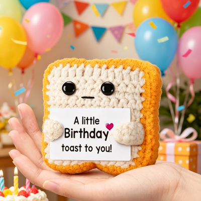 comprar Hecho a mano crochet tejido pan tostado peluche juguete mini muñeca con tarjeta de aliento positivo para la fiesta de cumpleaños regalo favorito Fabricación en línea