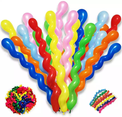 Un buen precio. El globo largo 8 del látex formó para la decoración del partido en línea