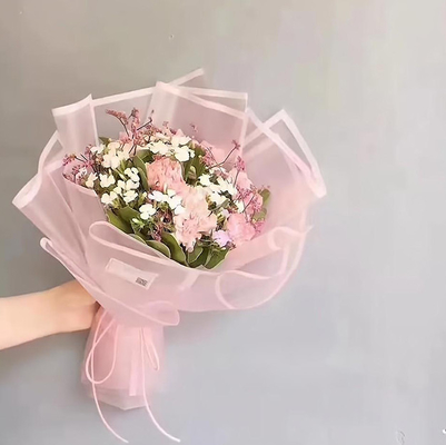 Un buen precio. Papel de embalaje transparente impermeable de Matte Non Woven Tissue Flowers para el ramo en línea