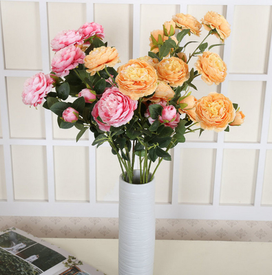 Un buen precio. Arreglos florales de seda modificados para requisitos particulares para el día de tarjeta del día de San Valentín en línea