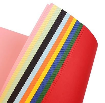 Un buen precio. Hojas de papel de color rectangulares A3 Acabado liso en línea