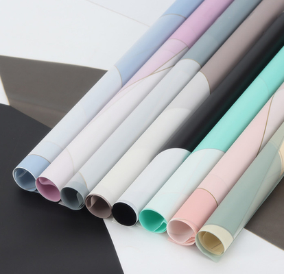 Un buen precio. Papel de envoltura impermeable coreano para flores al por mayor en línea