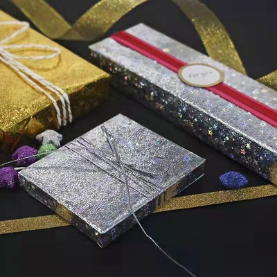 Un buen precio. CMYK Hoja de embalaje de regalo papel de envoltura con un paquete suave e imprimible en línea