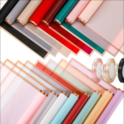 Buen precio Papel de envoltura de flores BOPP impermeable 58*58cm para el embalaje de floristas coreanos en línea