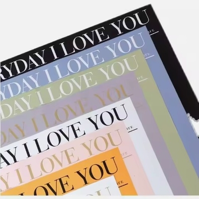 Un buen precio. Día de San Valentín abrazos regalo para el embalaje de flores personalizado ramo papel de envoltura flores papel de envoltura en línea