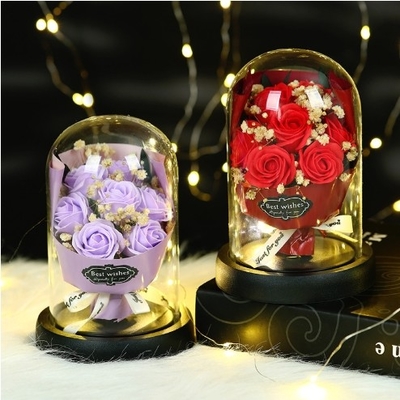 Buen precio Regalo de San Valentín para novia jabón creativo práctico rosa vidrio cubierta ornamentación avanzada flor inmortal cumpleaños niña en línea