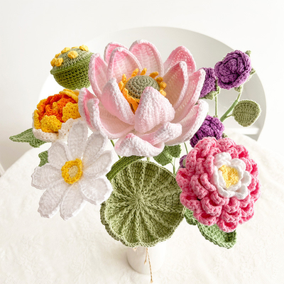 Un buen precio. Bouquet de flores artificiales con flores de loto y peonía Un hermoso ornamento de escritorio en el hogar en línea
