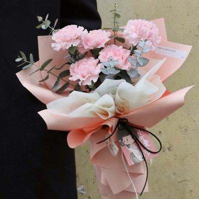 Un buen precio. Papel de embalaje, papel de enrollamiento de flores para regalos en línea