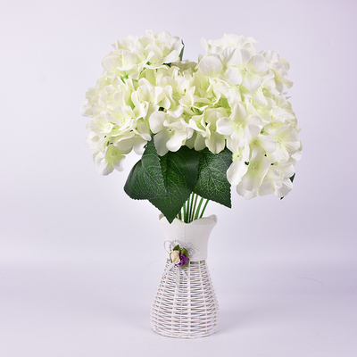 Un buen precio. Fábrica de seda simulada de bolas de flores para decoración del hogar ramo de bodas en línea