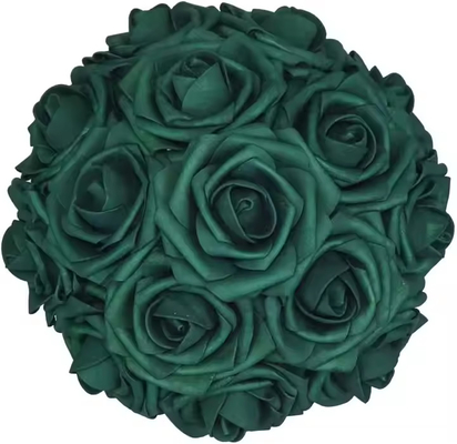 Un buen precio. Rosas verdes de esmeralda oscura en bulto Flores artificiales con tallo para bricolaje Bouquets de bodas Centros de las piezas Arreglos Bola de besos en línea
