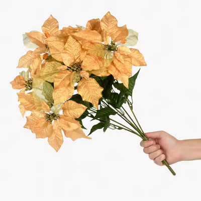 Un buen precio. Simulación realista de plástico de tela de seda Bouquet de flores de la mesa de la casa Decoración de la escena de Navidad Ornamento de escritorio para la mesa en línea