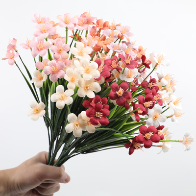Un buen precio. Decoraciones para el hogar de Daisy simuladas para la decoración exterior de bodas en línea