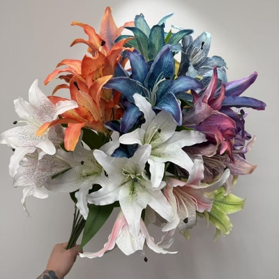 Un buen precio. Flor de lirio en el hogar boda flor artificial decoración de la sala de estar fotografía de la casa arreglos de flores de accesorios en línea