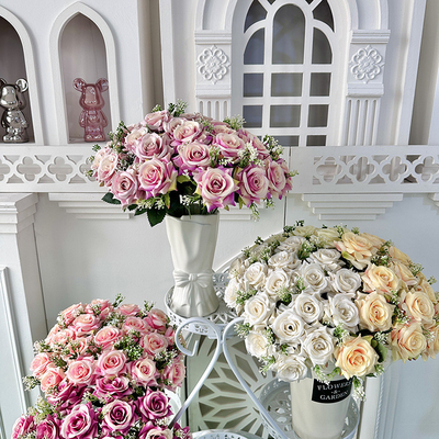 Un buen precio. Esquina del corazón de hielo rosa flor artificial decoración de la escena del festival de bodas en línea