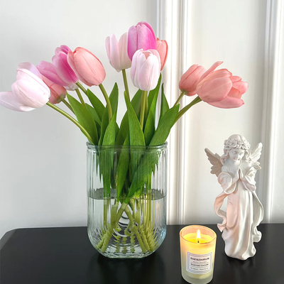 Un buen precio. Tulipanes de PU hechos a mano Flores simuladas de tamaño personalizado para decoración de sala de estar y accesorios de fotografía en línea