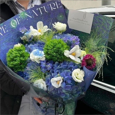 Un buen precio. Papel de envoltura para ramos de flores del Festival de Qixi, una serie popular de papel azul, papel de envoltura para flores de estilo pintado al óleo del Día de San Valentín en línea