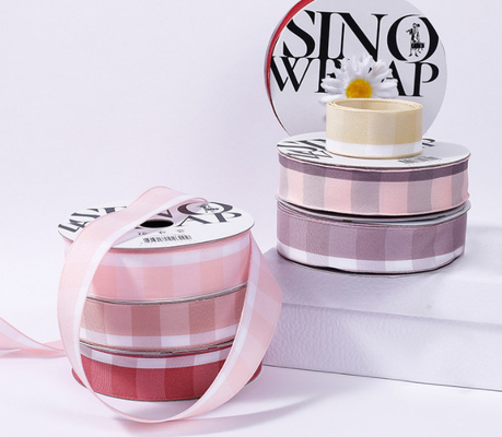 Un buen precio. Oferta especial 2.6CM Nuevo producto Grilla cinta cinta accesorios de cinta de regalo de la caja de la cinta decorativa de hornear el paquete de ramos en línea