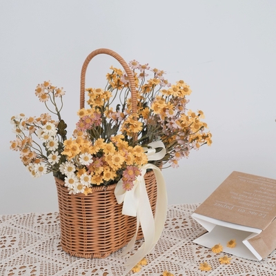Un buen precio. Simulado flor otoño simple pequeña Daisy decoración del hogar mesa de comedor ramo de flores objeto de decoración proyección prop en línea