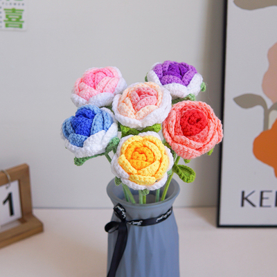 Un buen precio. Ramos pequeños y acabados, tejidos a mano y transfronterizos, flores artificiales, ramos de lana de punto, tejido de flores artificiales, flores artificiales para festivales en línea