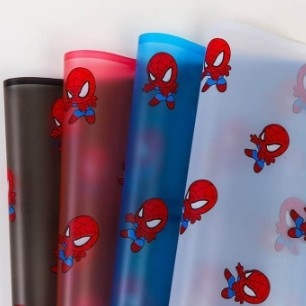 Papel de embalaje de flores de Spider Man
