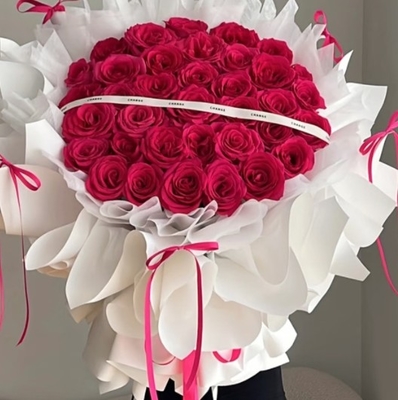 Un buen precio. Pequeña película mate de color sólido espeso de 8 micras, impermeable, papel de envoltura de ramos de flores, papel Ouya de un solo color, papel de arte de flores de regalo en línea