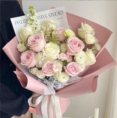 Un buen precio. Papel de color sólido de alta gama con un grosor de 8,5 micras, papel impermeable para envolver flores mate y materiales de arte floral para tiendas de flores en línea
