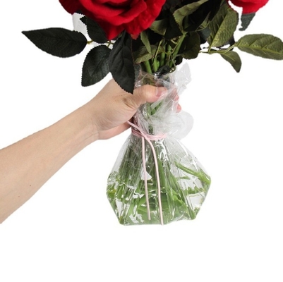 Un buen precio. Papel de embalaje de ramo impermeable Regalo Ramos Celofán transparente Materiales de embalaje Muchos colores para flores frescas en línea