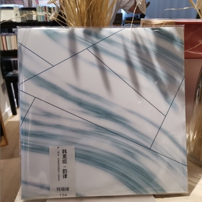 Un buen precio. Nuevos productos del Festival de Qixi: papel Hansu impermeable para envolver regalos, papel de envoltura de ramos de flores, materiales de arte floral, materiales de tiendas de flores, ritmo en línea