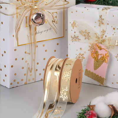 Un buen precio. Cinta de nieve de gasa para decoración del Día de San Valentín, regalo, pastel, flor, embalaje, lazo con dorado blanco en línea