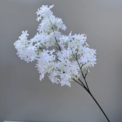 Un buen precio. Cruz de flores simulada, flor de cerezo, ramo de lilas, arreglo de flores para el salón de bodas, jardinería floral falsa en línea