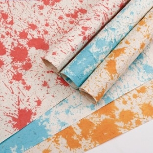 Un buen precio. Papel de embalaje con inyección de tinta Dongba hecho a mano Papel de embalaje de flores florales para embalaje de ramos en muchos colores en línea