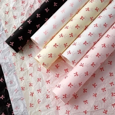 Un buen precio. Papel de peras de nieve impreso con mariposa, papel de envoltura de flores de muchos colores en línea