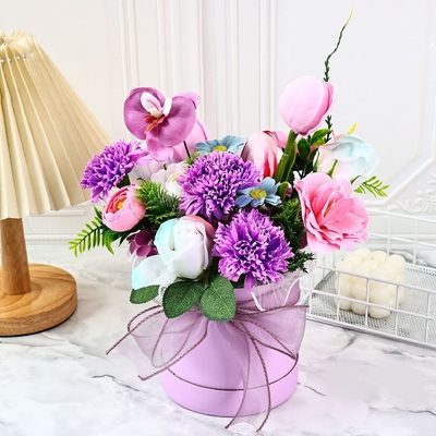Un buen precio. Buquete de abrazamiento de flores de jabón mezclado, temporada de graduación, regalo del Día de los Maestros, regalo del Día de la Madre, caja de regalo de ramos de flores de jabón, transfronterizo en línea