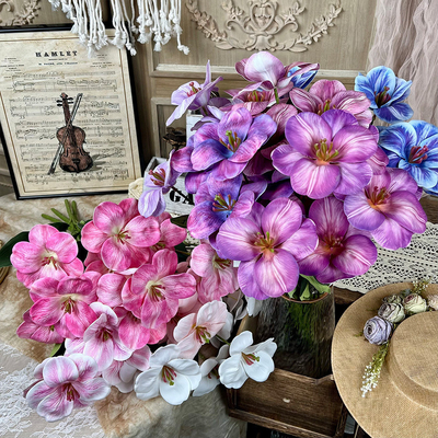 Un buen precio. Simulación de siete cabezas de tulipanes Falsas flores hechas a mano Boquete de bodas Decoración con flor de seda Flor artificial Decoración de bodas Floor Flower Arrangement en línea
