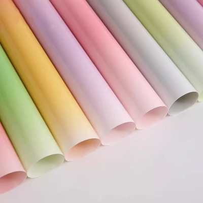Un buen precio. Papel de envoltura de flores en muchos colores Hansu Papel para color gradiente Dulces Vidrio Inodoro Material de embalaje de ramos de plástico en línea